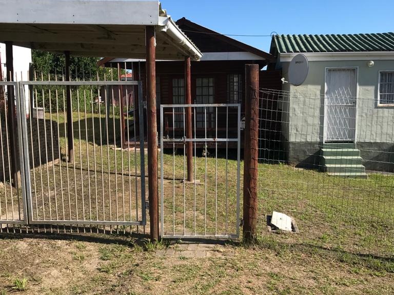 2 Bedroom Property for Sale in Mdantsane Nu 15 Eastern Cape